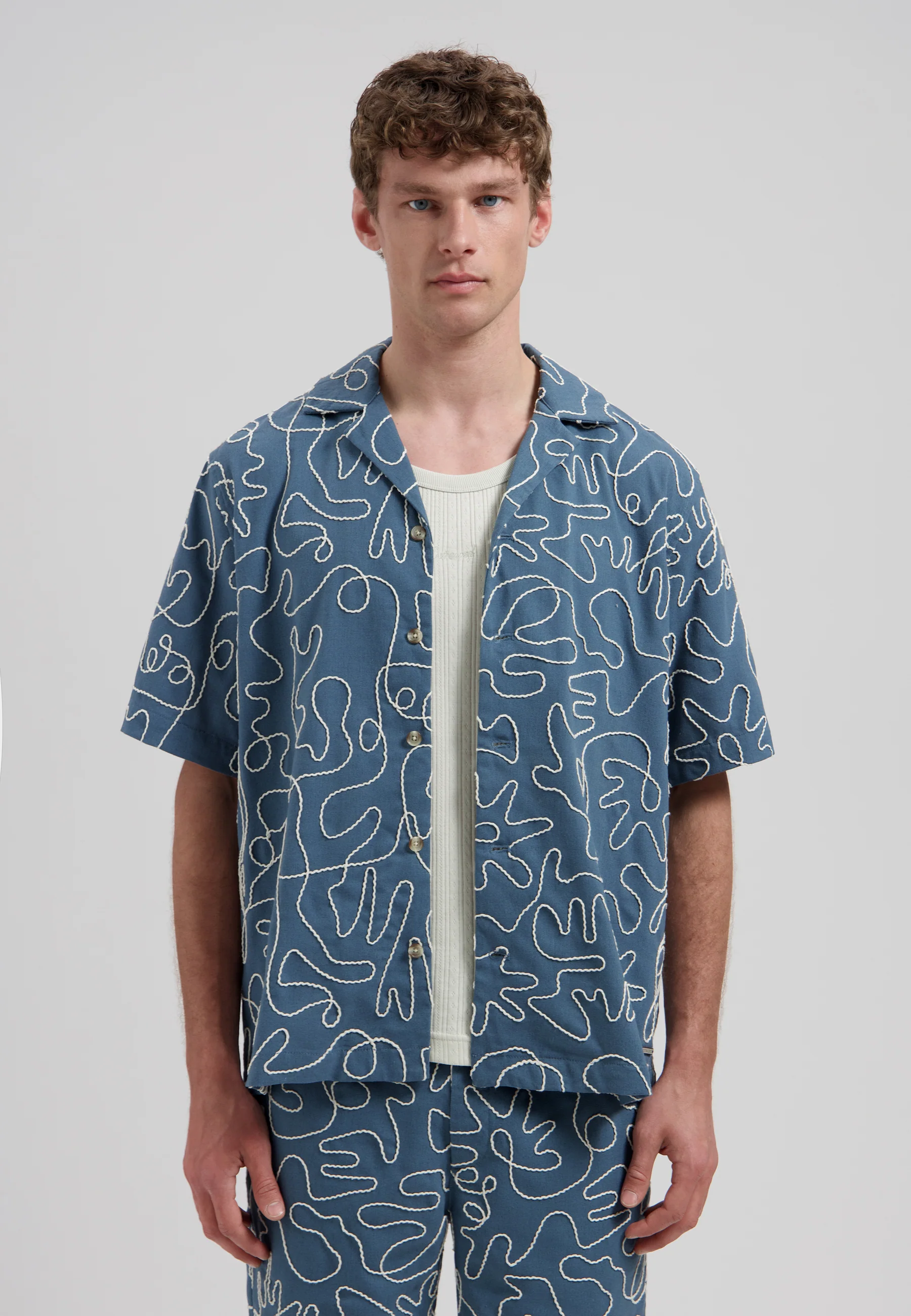 Leo Resort Shirt
