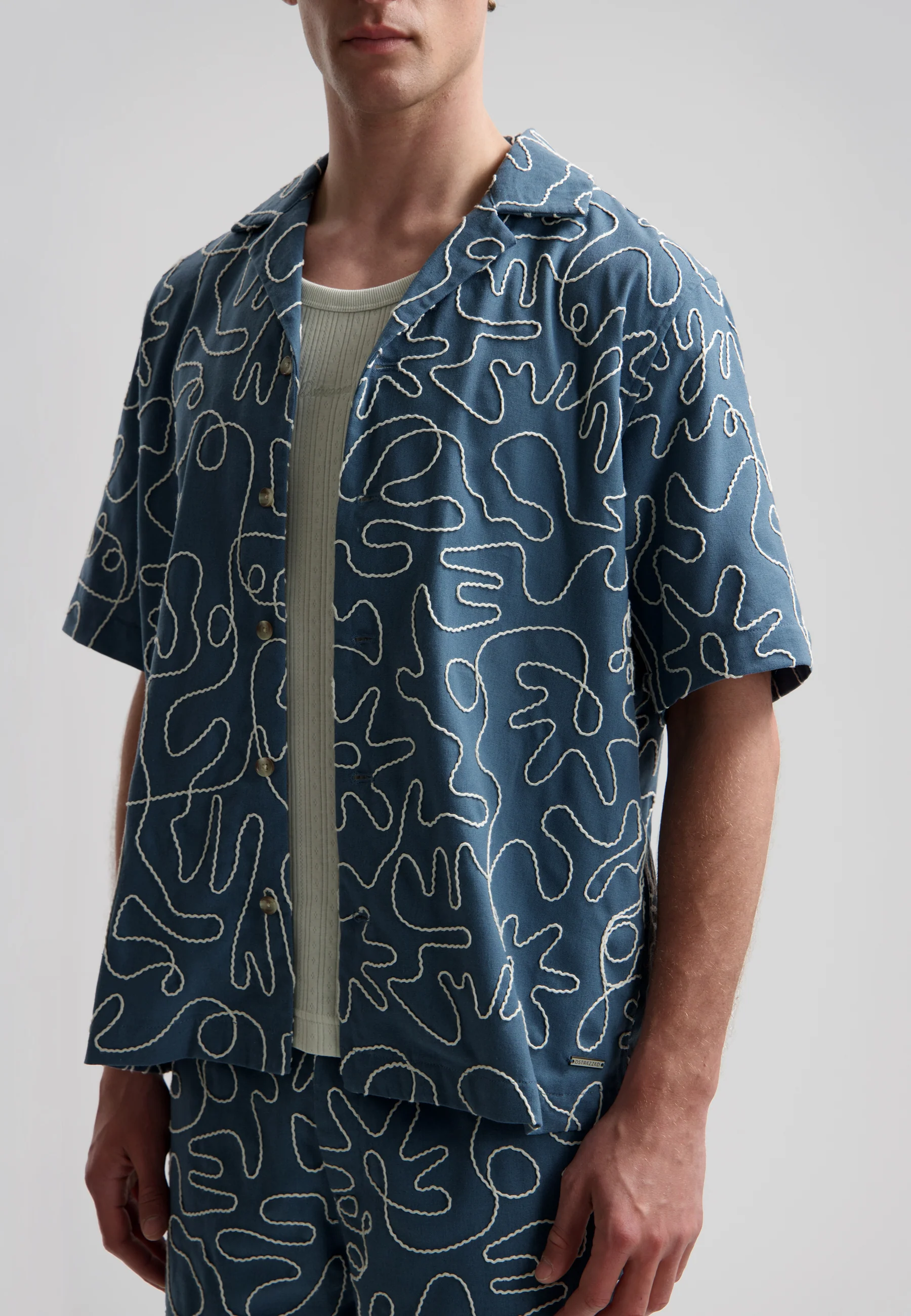 Leo Resort Shirt - Image 3