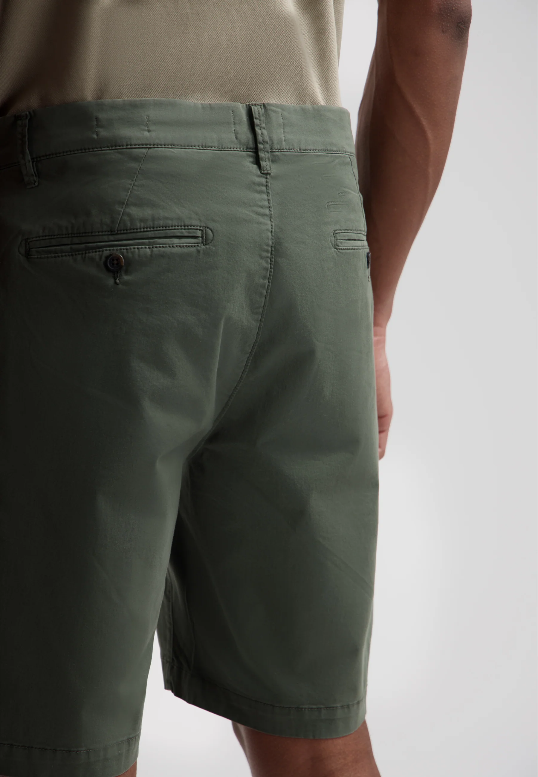 Logan Chino Shorts - Image 3