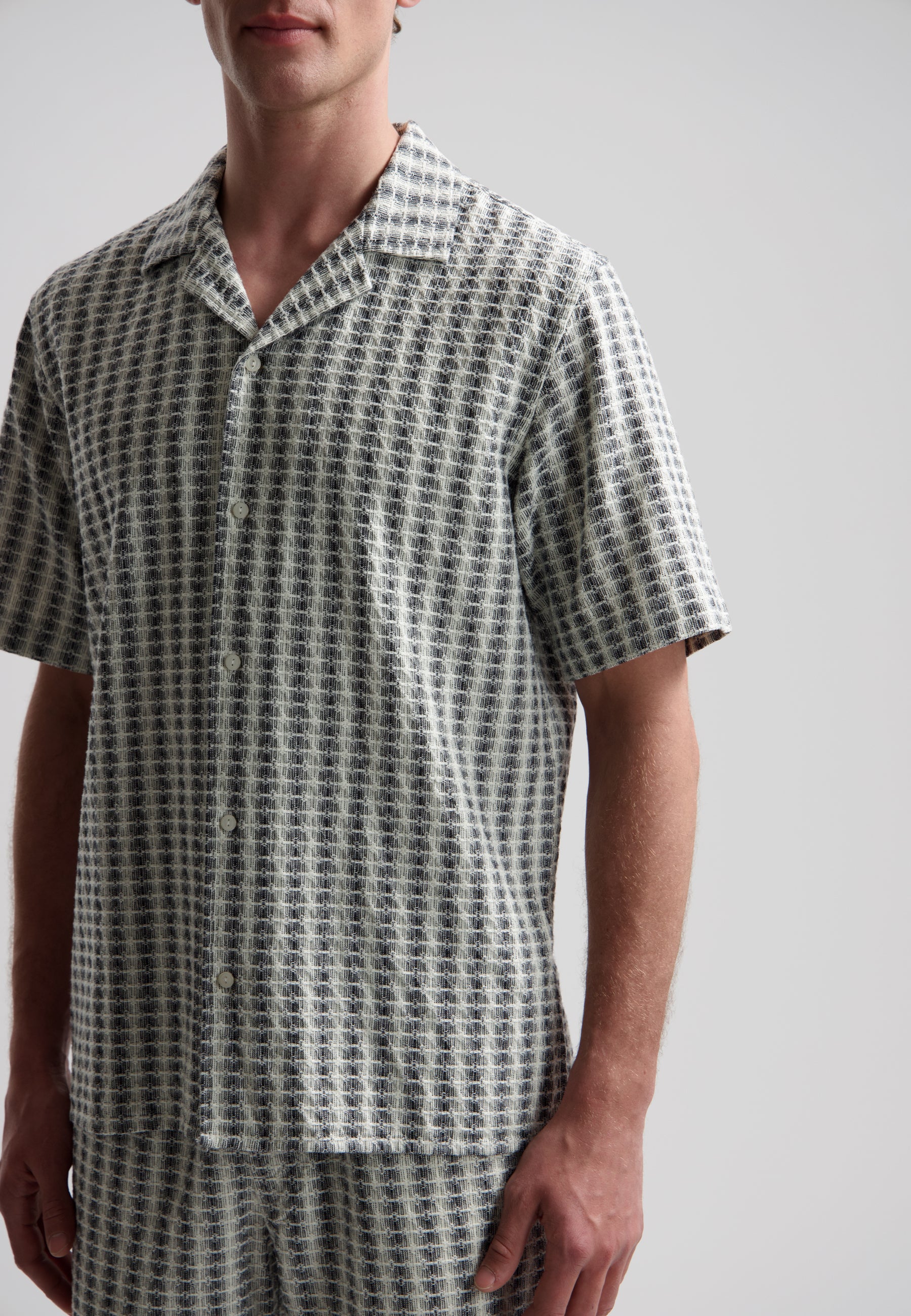 Lucas Resort Shirt - Image 3