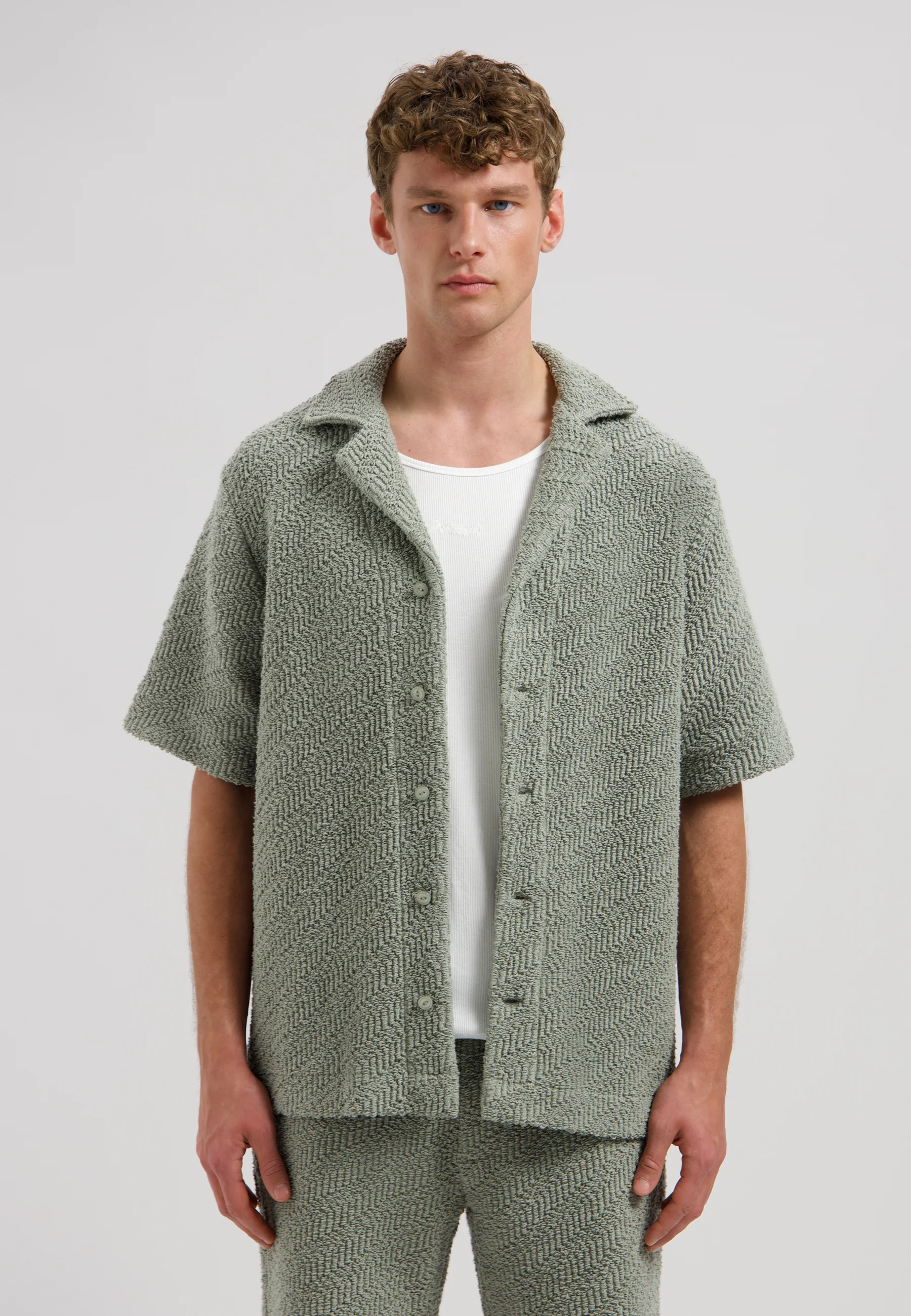 Steph Resort Shirt - Image 5